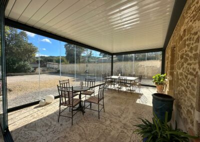 Fermeture de terrasse pergola avec coulissant panoramique à Rochegude