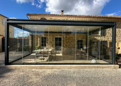 Fermeture de terrasse pergola avec coulissant panoramique à Rochegude